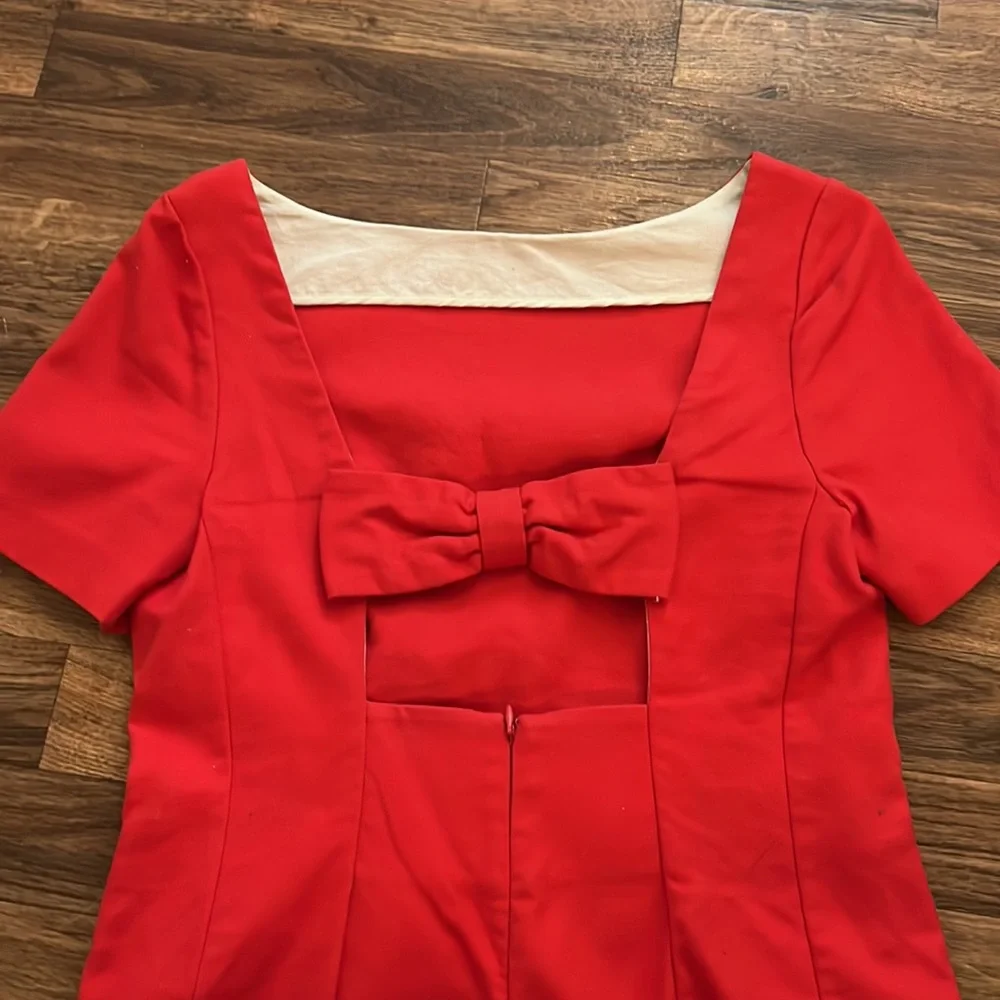 Bow back shift dress - Picture 3 of 5